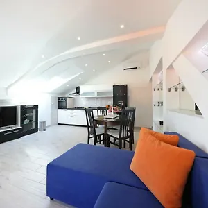 https://zara-three-wells.hotelinzadar.com